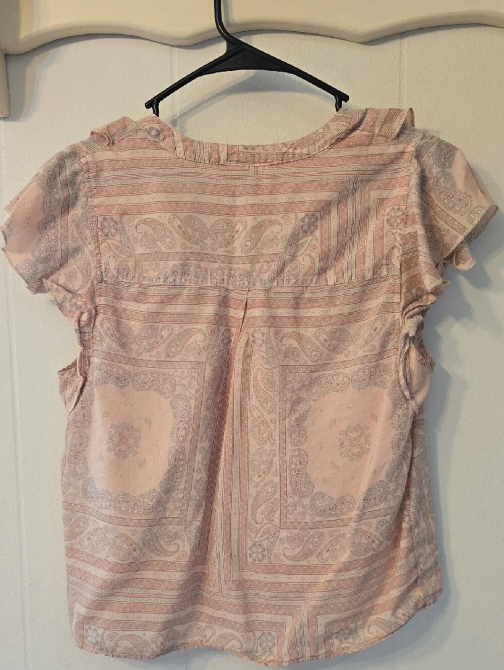 Universal Thread Pink Paisley Ruffle Front Blouse - Picture 5 of 8